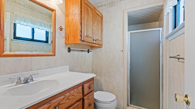 524 Marilyn Dr, Schertz, TX 78154