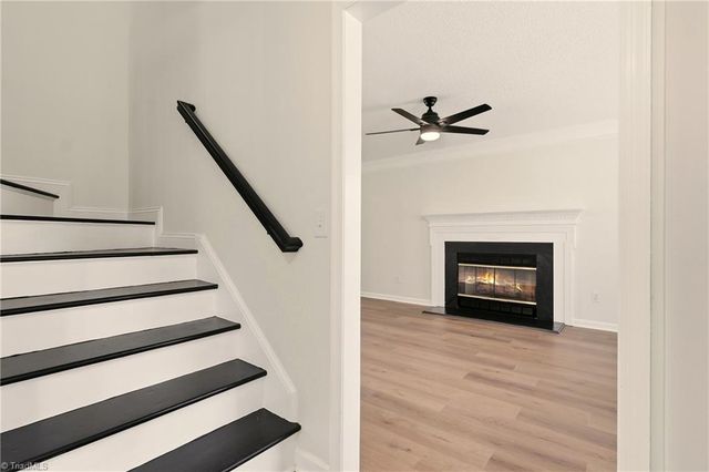 1000 New Hampshire Drive, Jamestown, NC 27282