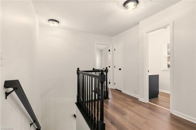 1000 New Hampshire Drive, Jamestown, NC 27282