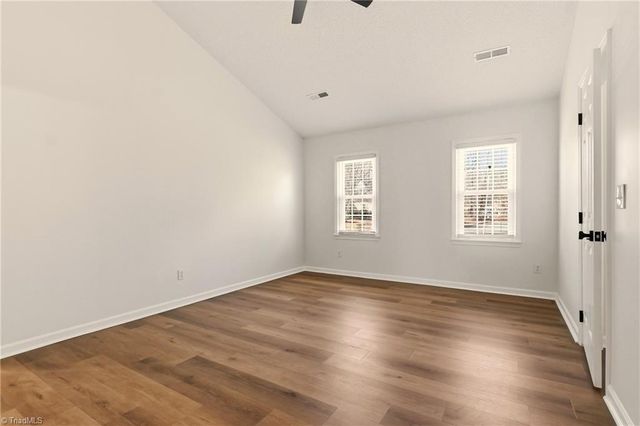 1000 New Hampshire Drive, Jamestown, NC 27282