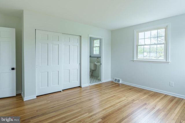 22 BIRCH RD, Malvern, PA 19355