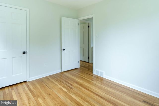 22 BIRCH RD, Malvern, PA 19355