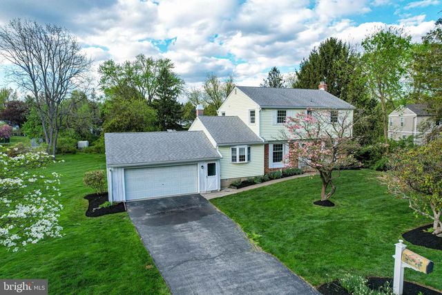 22 BIRCH RD, Malvern, PA 19355