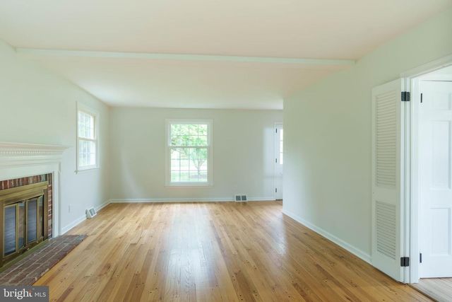 22 BIRCH RD, Malvern, PA 19355