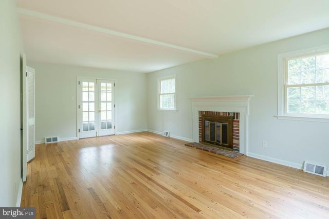 22 BIRCH RD, Malvern, PA 19355