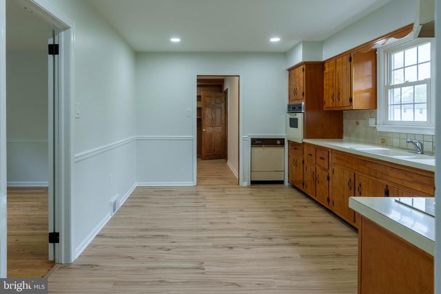 22 BIRCH RD, Malvern, PA 19355