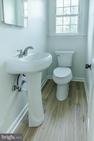 22 BIRCH RD, Malvern, PA 19355