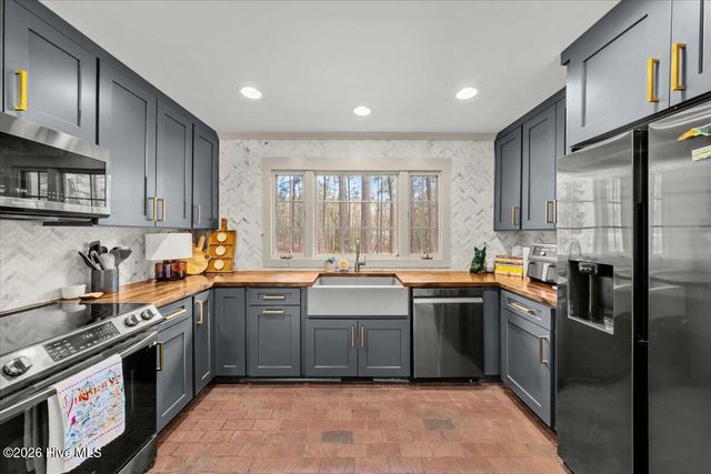 145 Steelman Road, Southern Pines, NC 28387