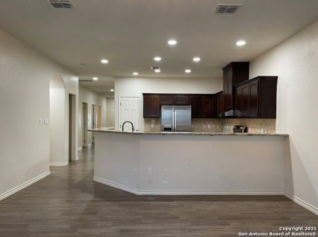 7015 Hallie Ridge, San Antonio, TX 78227