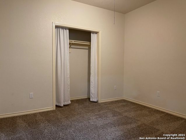 7015 Hallie Ridge, San Antonio, TX 78227