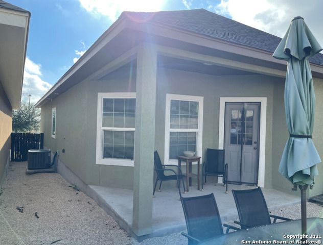 7015 Hallie Ridge, San Antonio, TX 78227