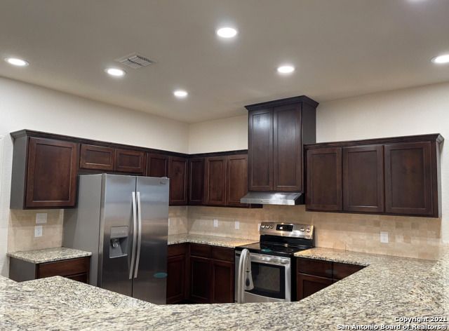 7015 Hallie Ridge, San Antonio, TX 78227