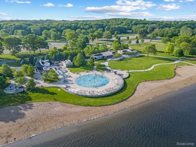 2636 Crystal Lake Drive, Commerce Twp, MI 48382