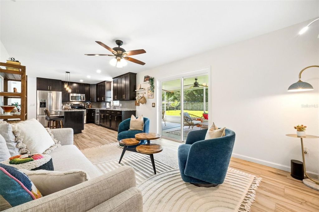 Image 14 of property listing at 1004 CATHY DRIVE, Altamonte Springs, FL 32714