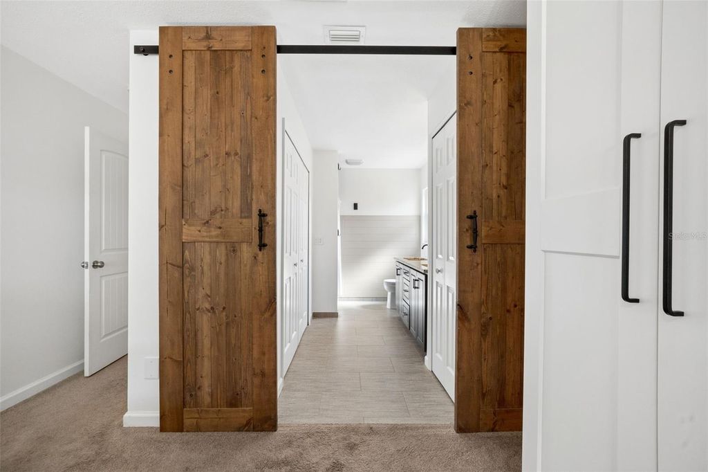 Image 32 of property listing at 1004 CATHY DRIVE, Altamonte Springs, FL 32714