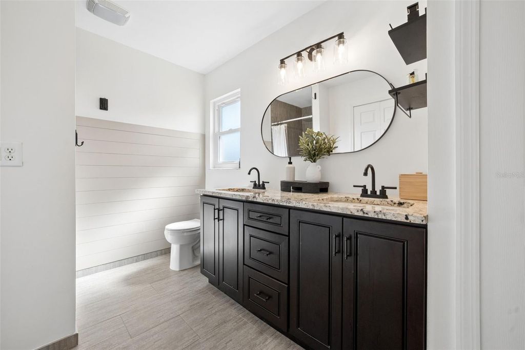 Image 34 of property listing at 1004 CATHY DRIVE, Altamonte Springs, FL 32714