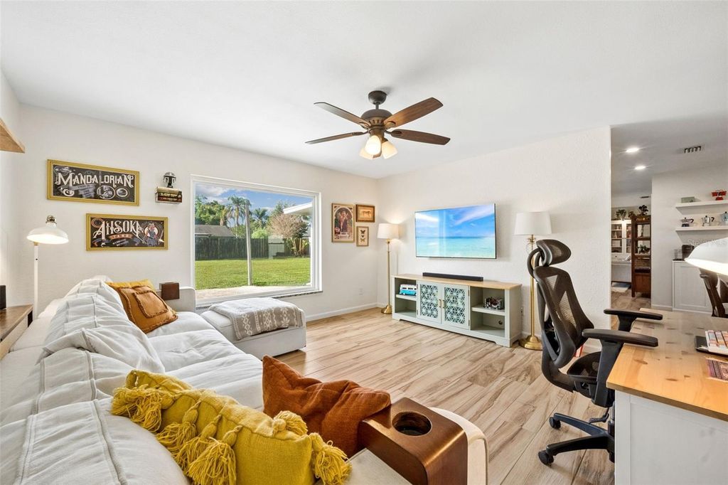 Image 10 of property listing at 1004 CATHY DRIVE, Altamonte Springs, FL 32714