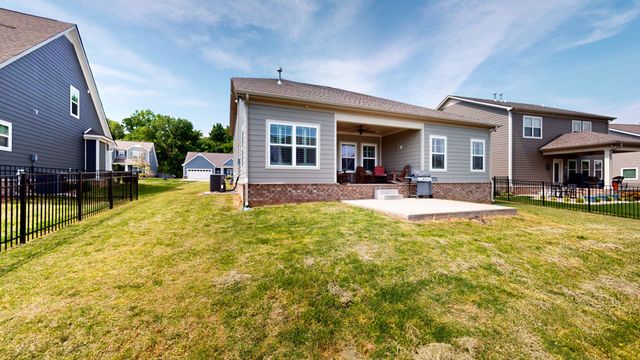 1047 Brayden Dr, Fairview, TN 37062