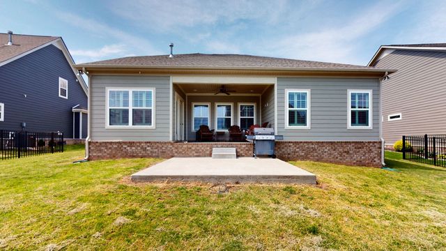 1047 Brayden Dr, Fairview, TN 37062