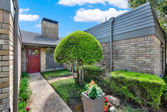 8344 Old Moss Road, Dallas, TX 75231