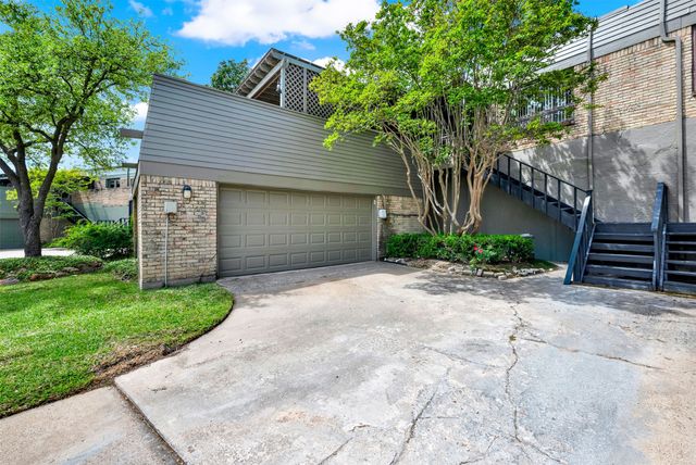 8344 Old Moss Road, Dallas, TX 75231