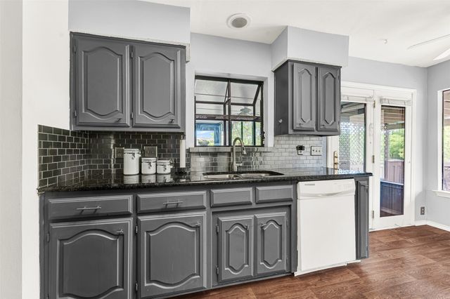 8344 Old Moss Road, Dallas, TX 75231