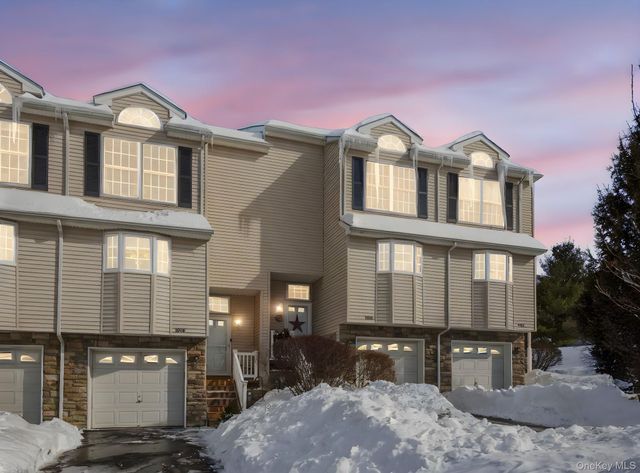 1604 Pondview Loop, Wappingers Falls, NY 12590