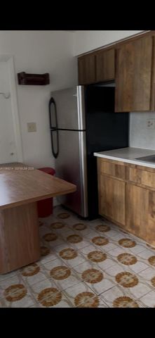 18 SW 13th St, Dania Beach, FL 33004