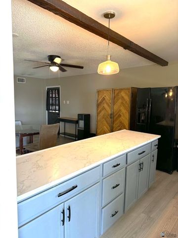 631 E Hacienda Dr, Yuma, AZ 85365