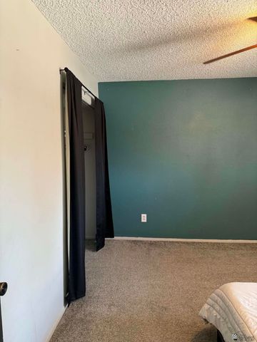 631 E Hacienda Dr, Yuma, AZ 85365