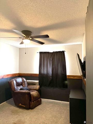 631 E Hacienda Dr, Yuma, AZ 85365