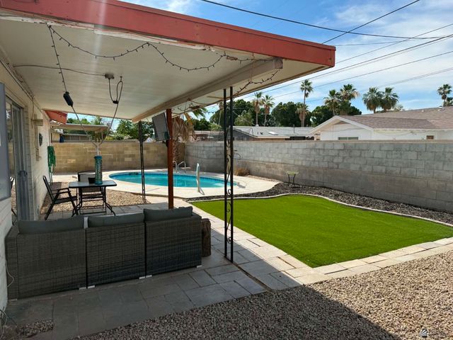 631 E Hacienda Dr, Yuma, AZ 85365