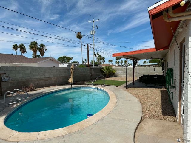 631 E Hacienda Dr, Yuma, AZ 85365
