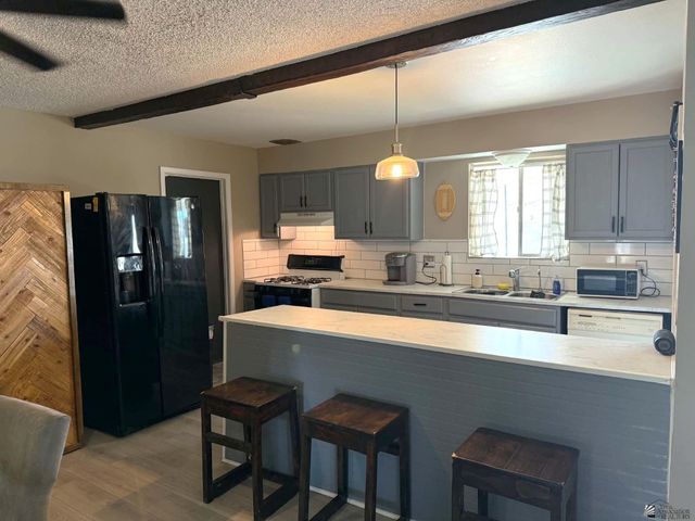 631 E Hacienda Dr, Yuma, AZ 85365