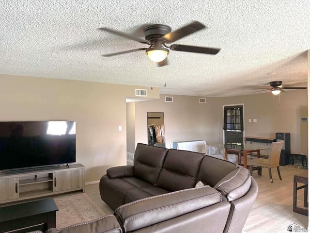 631 E Hacienda Dr, Yuma, AZ 85365