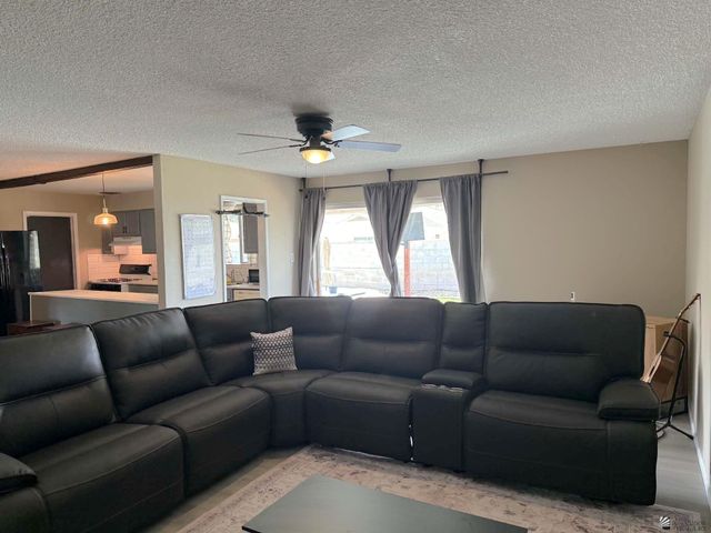 631 E Hacienda Dr, Yuma, AZ 85365