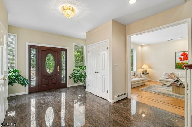24 Emerson Rd, Parsippany-troy Hills Twp., NJ 07950