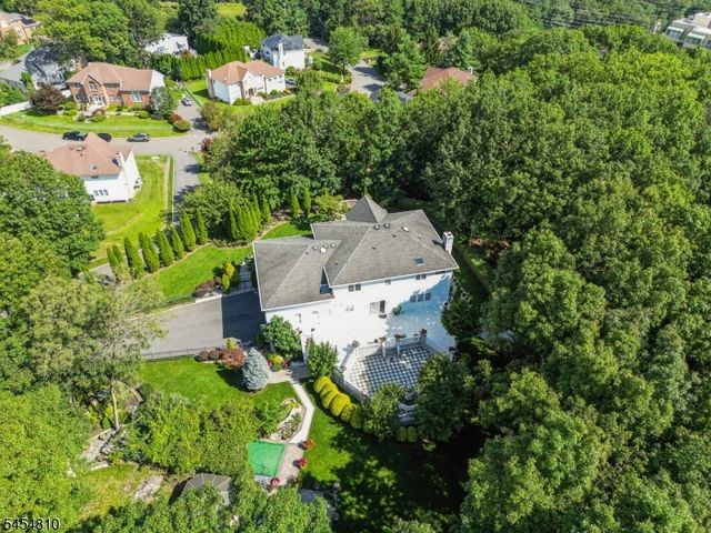 24 Emerson Rd, Parsippany-troy Hills Twp., NJ 07950