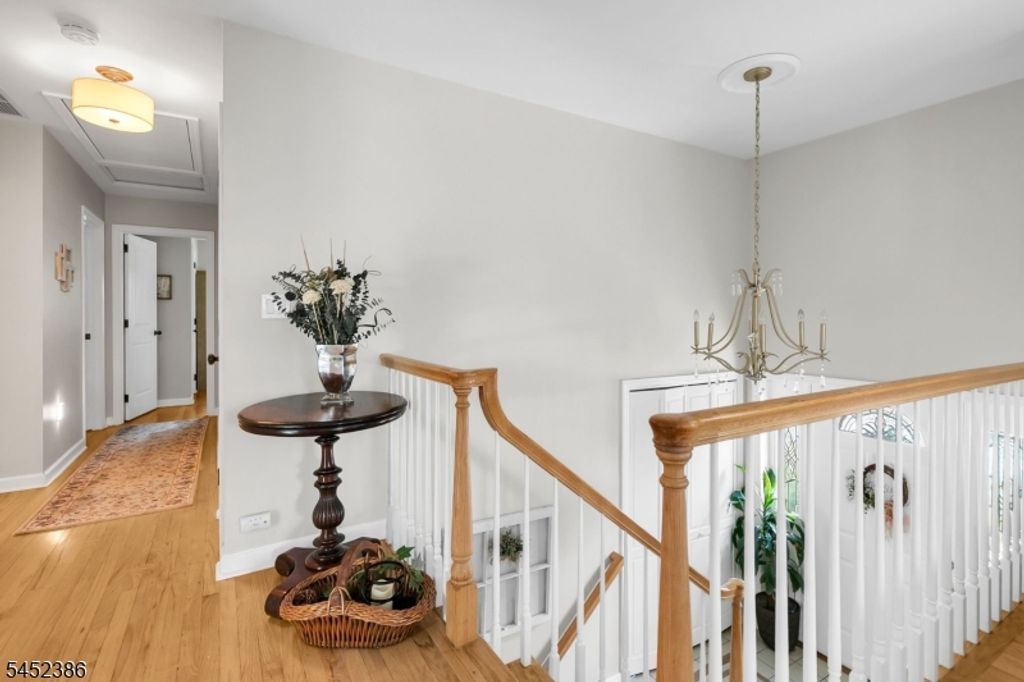 5 Van Allen Pl, Pequannock Twp., NJ 07444 — photo 5