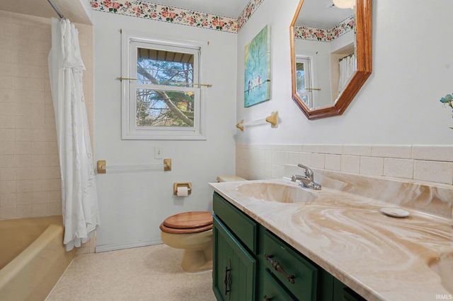 50822 Mercury Drive, Granger, IN 46530