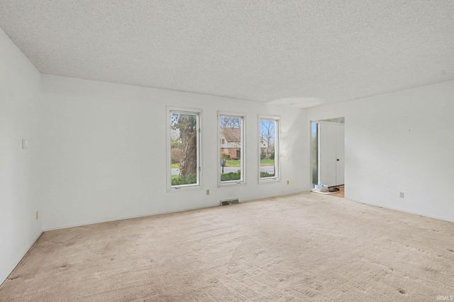 50822 Mercury Drive, Granger, IN 46530