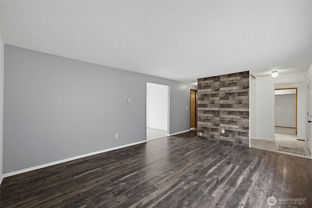 12607 136th Street E, Puyallup, WA 98374