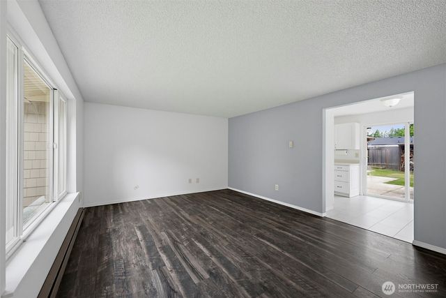 12607 136th Street E, Puyallup, WA 98374