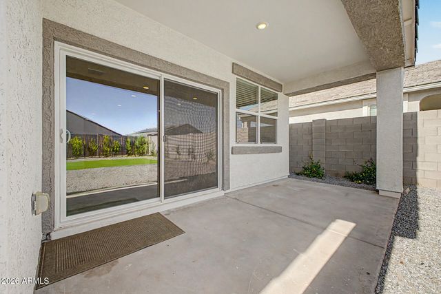 1881 W STANTON Avenue, Apache Junction, AZ 85120
