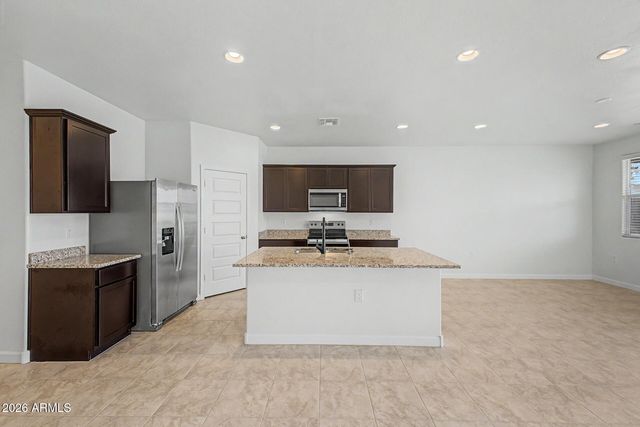 1881 W STANTON Avenue, Apache Junction, AZ 85120
