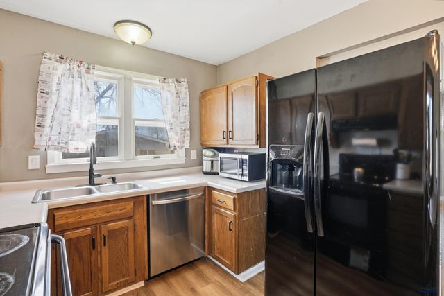 14235 W NIKE LOOP, Rapid City, SD 57701