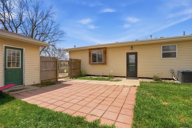 14235 W NIKE LOOP, Rapid City, SD 57701