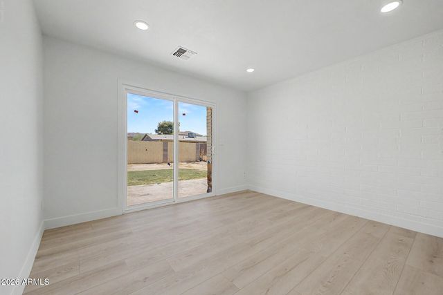 1703 W CARTER Road, Phoenix, AZ 85041