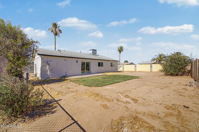 1703 W CARTER Road, Phoenix, AZ 85041