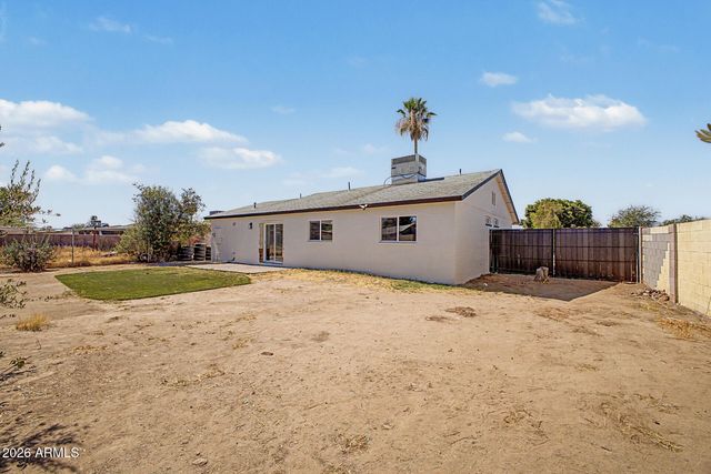1703 W CARTER Road, Phoenix, AZ 85041